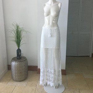 Ladies Cutwork skirt, Long, NWOT, Ivory color, S